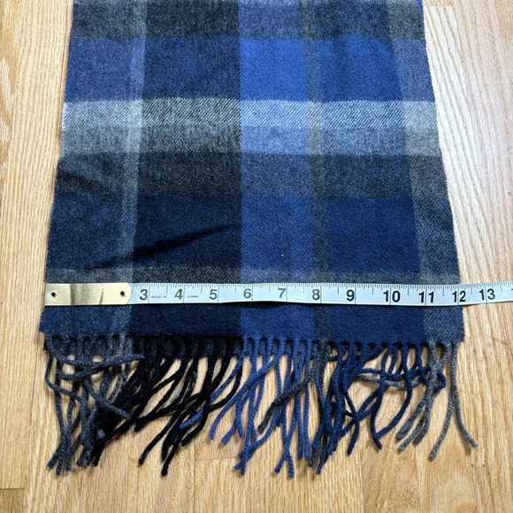 Via Condotti  Roma Made in Italy 100% Lambswool Plaid Scarf with Tassels - Picture 5 of 5
